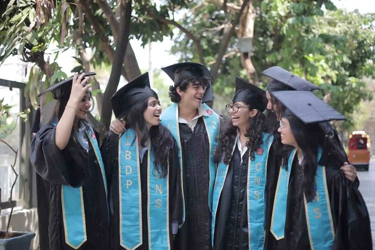 Student preparing for university through IBDP academic study and independent research